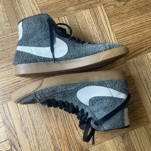 Nike Blazer Mid Suede Vintage Gray White Gum Shoes Size 6.5 Womens 518171-017